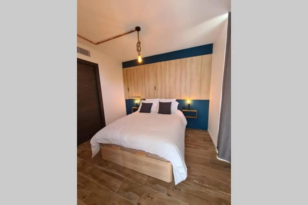 Wonderful Rooftop - 6 Pers - Nice Saint-Laurent-du-Var Apartment