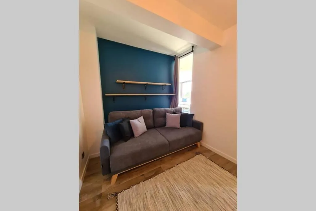 Wonderful Rooftop - 6 Pers - Nice Saint-Laurent-du-Var Apartment