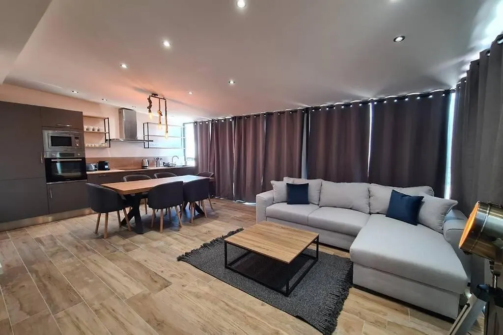 Wonderful Rooftop - 6 Pers - Nice location